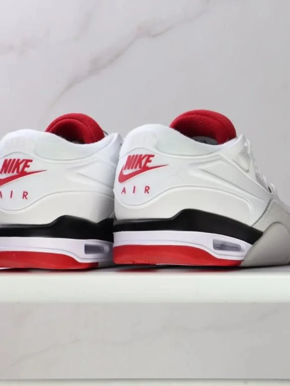 Men's Air Jordan 4 RM Shoes - White Fire Red FQ7939-102